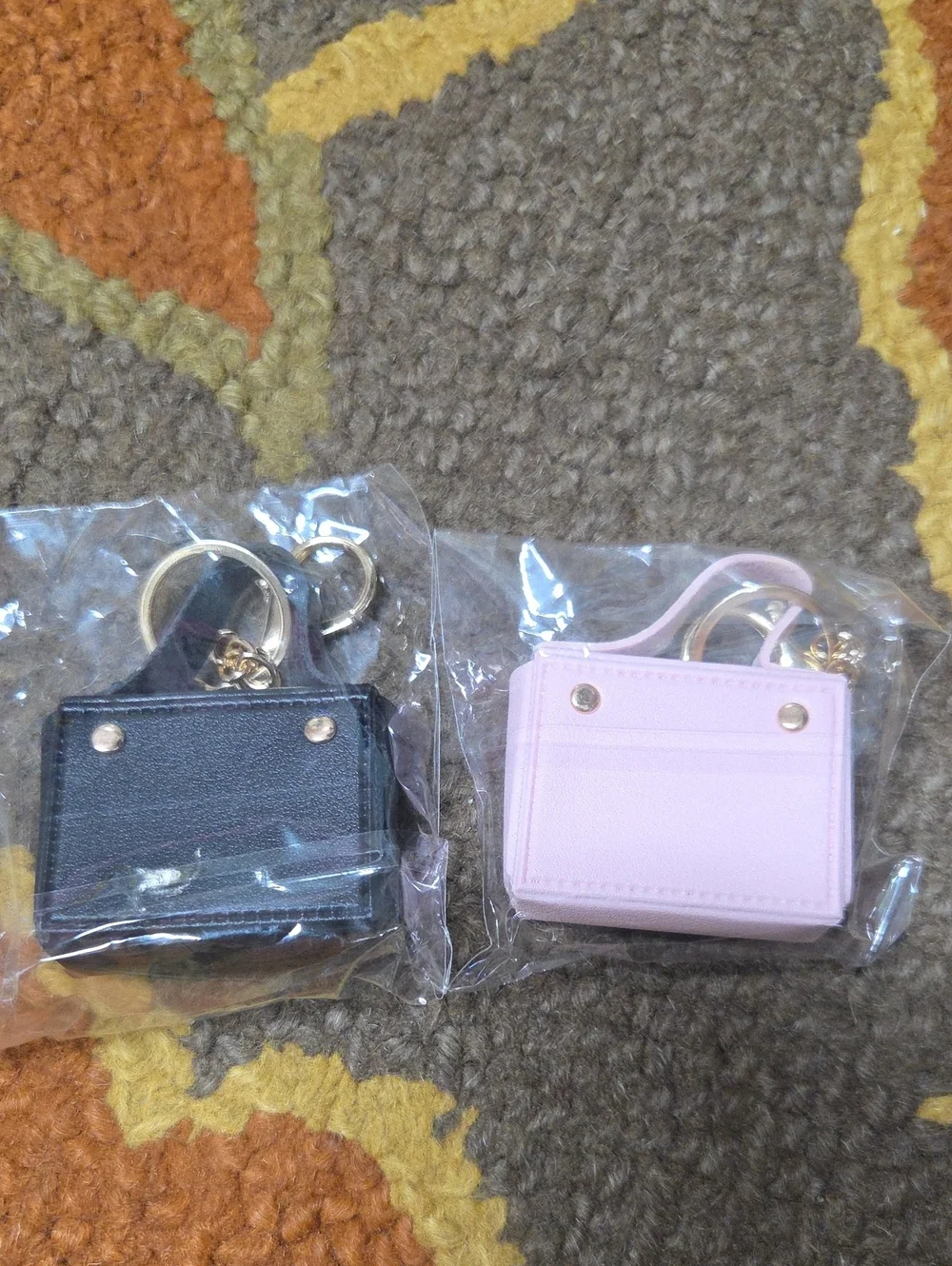 Bnew-Black Or Pink Mini Bag Keychain No Mirror.